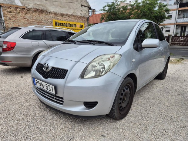 Toyota Yaris 1.0 Ice Klíma