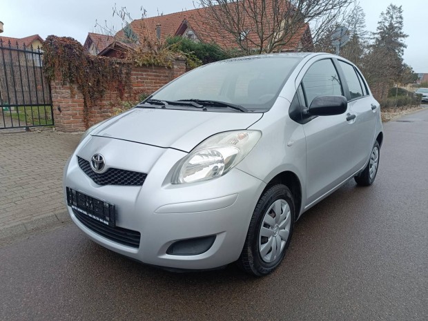 Toyota Yaris 1.0 LIFE 51e.km!!