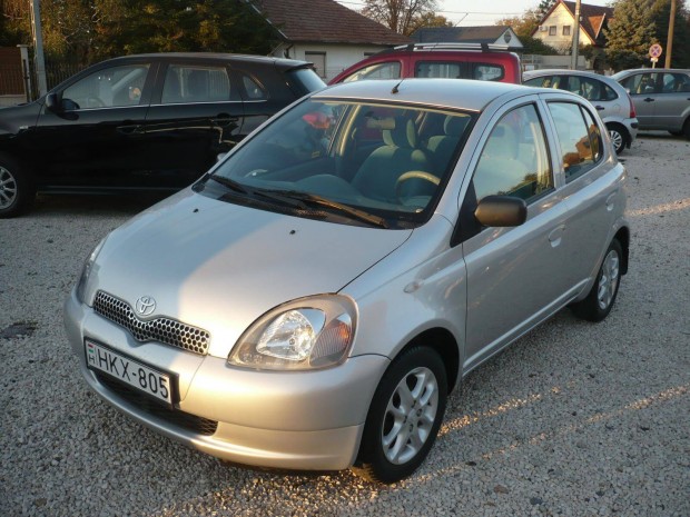 Toyota Yaris 1.0 Linea Luna 84.000 km!