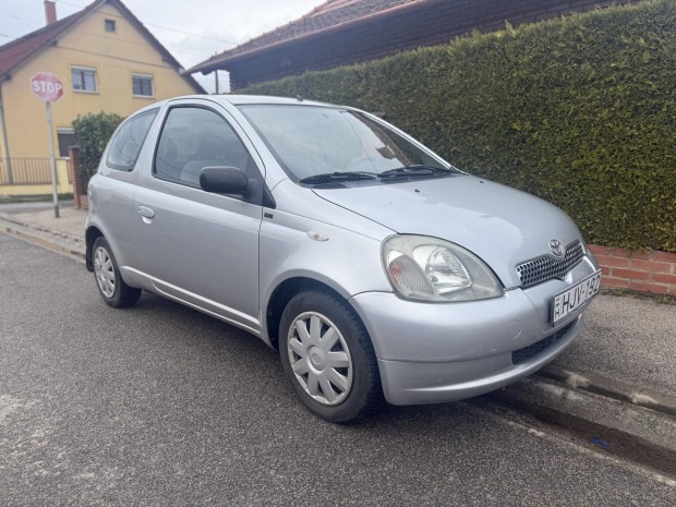 Toyota Yaris 1.0 Linea Luna Kl�ma! Elektromos a...