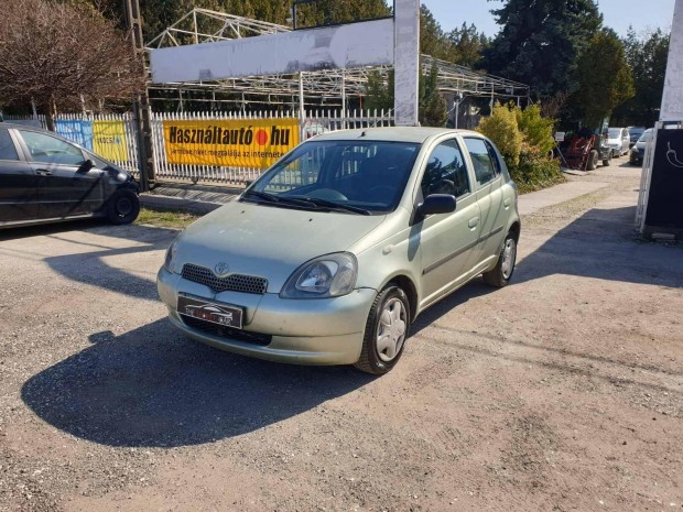 Toyota Yaris 1.0 Linea Luna Sok vizsga! Kl�ma!