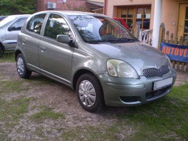 Toyota Yaris 1.0 Linea Sol ABS Klma Legfelszer...