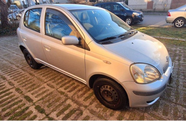 Toyota Yaris 1.0 Linea Terra !!!Klms!!!