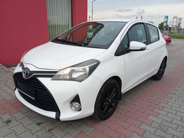 Toyota Yaris 1.0 Live Plus Garantált 63000Km!