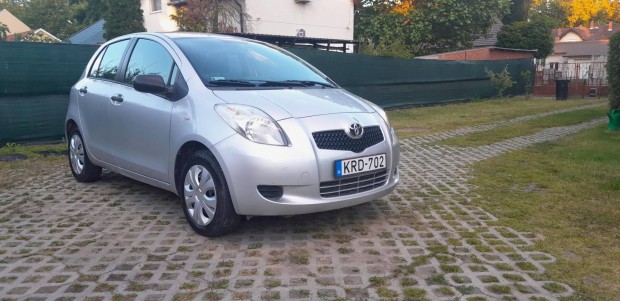 Toyota Yaris 1.0 SOL 106 ezer km. Magyar 1 tula...