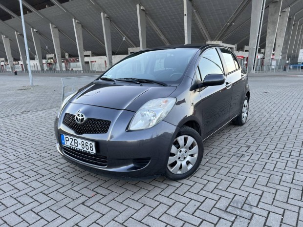 Toyota Yaris 1.0 Sol AC 168.E KM.Klma.8 Lgzs...