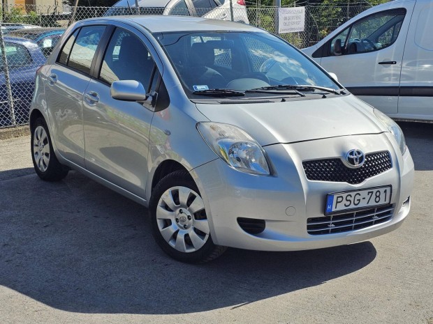 Toyota Yaris 1.0 Sol AC