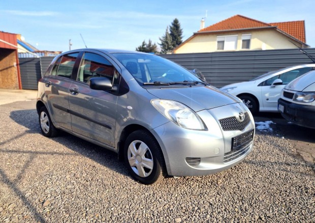 Toyota Yaris 1.0 Terra Ice Friss mszaki- szerv...