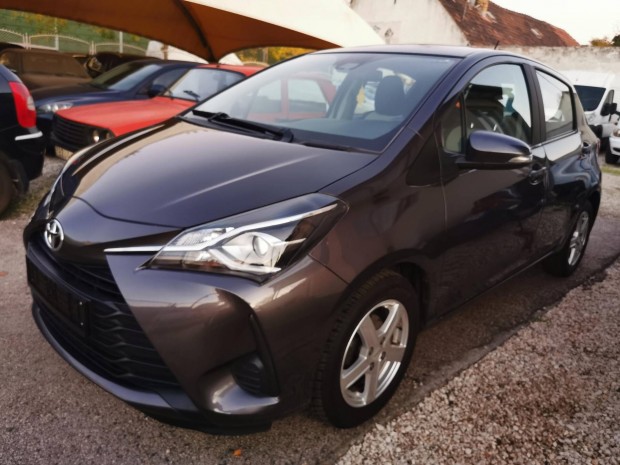 Toyota Yaris 1.0 VVT-i Active 34.602 km! 1 tula...