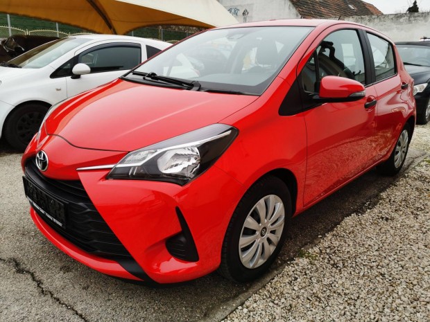 Toyota Yaris 1.0 VVT-i Active 94.938 km! 1 tula...