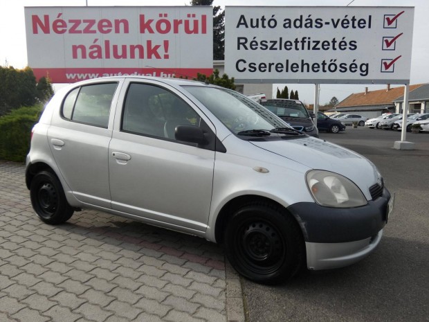 Toyota Yaris 1.0 VVT-i Linea LUNA Friss
