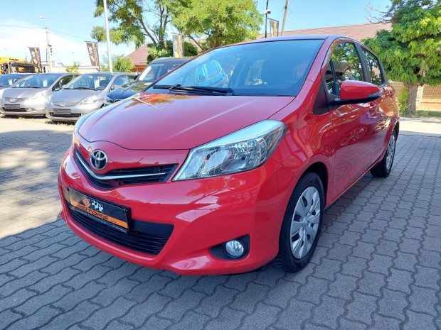 Toyota Yaris 1.33 Active Comfort Navi. Kamera....