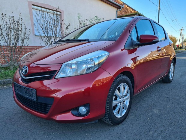 Toyota Yaris 1.33 Active Vez.szervknyv. klma....