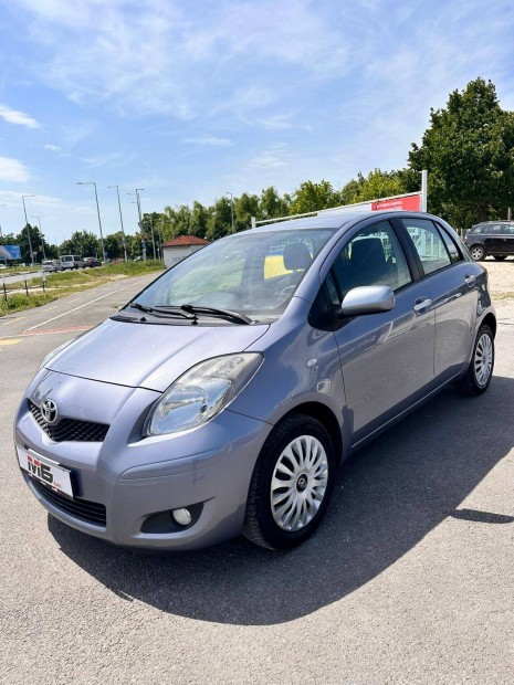 Toyota Yaris 1.33 LIFE 1.33 benzines! 100 Le ma...