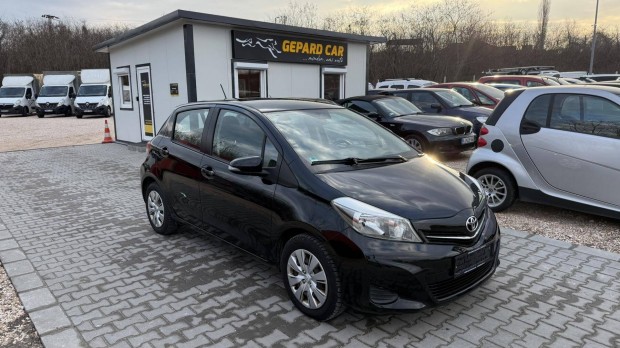Toyota Yaris 1.33 LIFE Alkalmi V�tel. Kev�s Km!