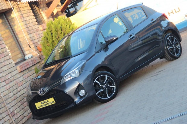 Toyota Yaris 1.33 Style Red Limited AC // Alufe...