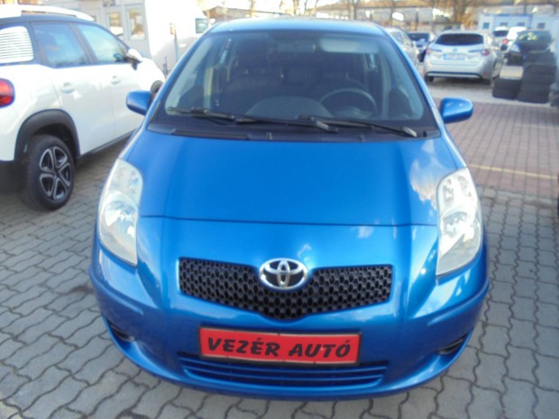 Toyota Yaris 1.3 Exe SZ K�nyv Friss Szerviz J�...