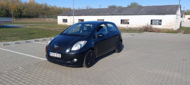 Toyota Yaris 1.3 Ice Plus HA Szmt Az llapot!!!