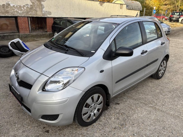 Toyota Yaris 1.3 Ice Plus Klima !