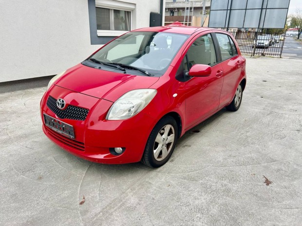 Toyota Yaris 1.3 Sol AC