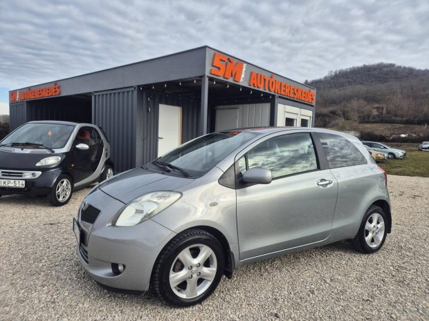 Toyota Yaris 1.3 Sol AC Sz�p �llapot - Csere-BE...