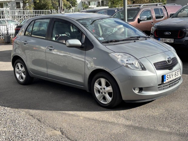 Toyota Yaris 1.3 Sol Plus Ice Br.Digit Klima....
