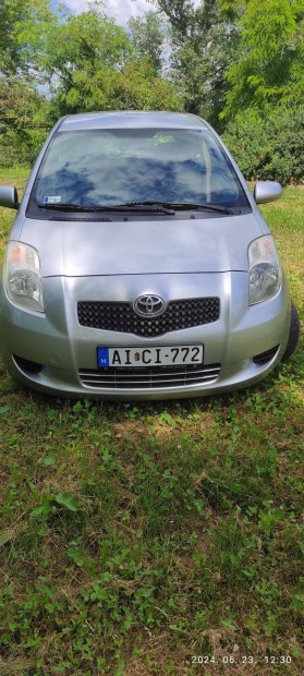 Toyota Yaris 1.3 benzin