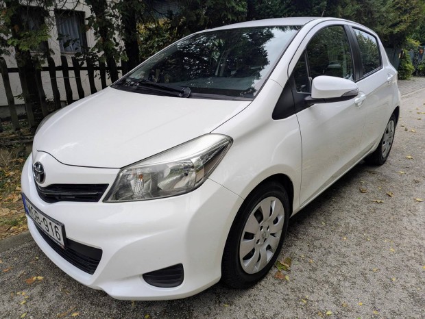 Toyota Yaris 1.4 D-4D Active+Cool Magyarországi...