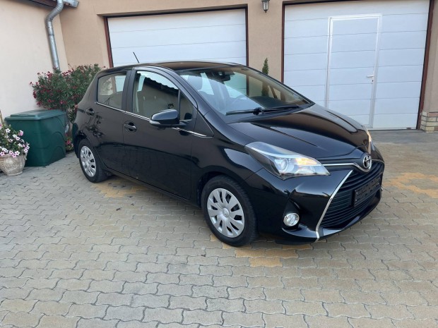 Toyota Yaris 1.4 D-4D Active Rozsdamentes