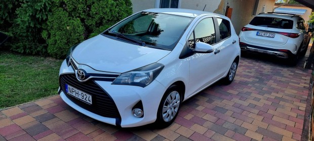 Toyota Yaris 1.4 D-4D Live Mo.-i. Klms. 5 ajt...