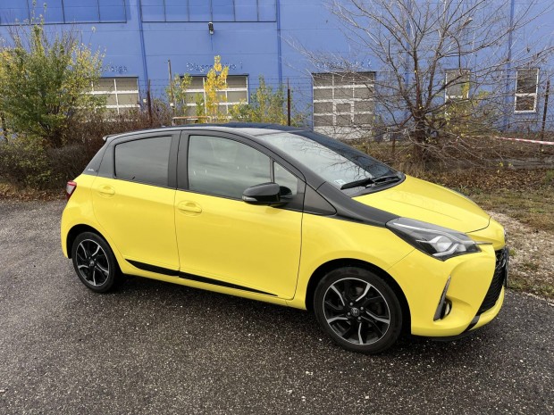 Toyota Yaris 1.5 Dual VVT-iE Selection Smart Ye...