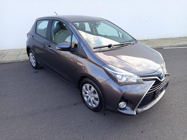 Toyota Yaris 1.5 HSD Active (Automata) Hibrid-B...