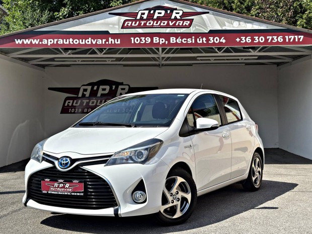 Toyota Yaris 1.5 HSD Live (Automata) Faceliftes...