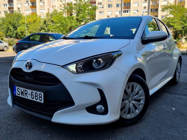 Toyota Yaris 1.5 Hybrid Comfort Style Tech e-CV...