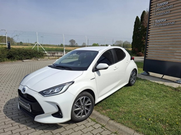 Toyota Yaris 1.5 Hybrid Comfort Style e-CVT + 2...