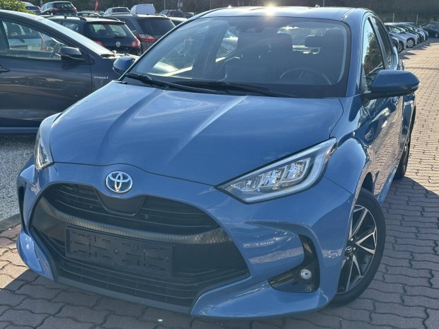 Toyota Yaris 1.5 Hybrid Comfort e-CVT LED Kijel...
