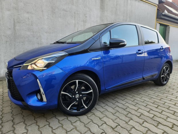 Toyota Yaris 1.5 VVT-i Hybrid Selection Smart B...