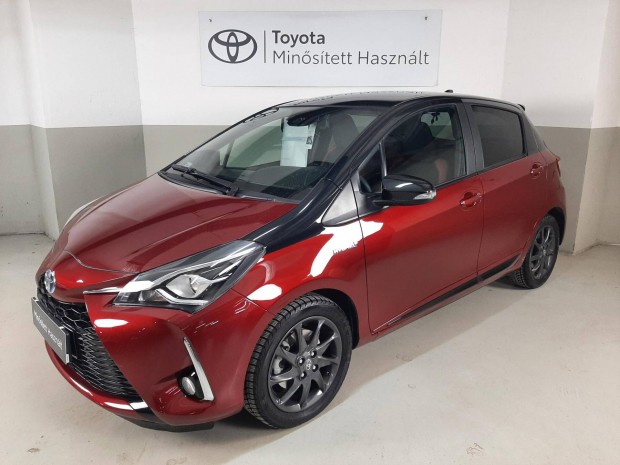 Toyota Yaris 1.5 VVT-i Hybrid Selection Smart R...