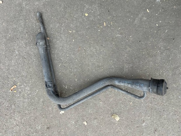 Toyota Yaris 1 tank bent cs