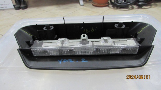 Toyota Yaris 2006-2010 pótféklámpa 28816698