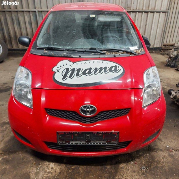 Toyota Yaris 2 II 1KR 1.0 motor alkatrészek önindító generátor váltó