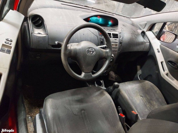 Toyota Yaris 2 II mszerfal lgzsk szett mszerfalprna airbag SRS