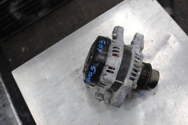 Toyota Yaris 3 1.0B 2011-2019 generátor 27060-0q151