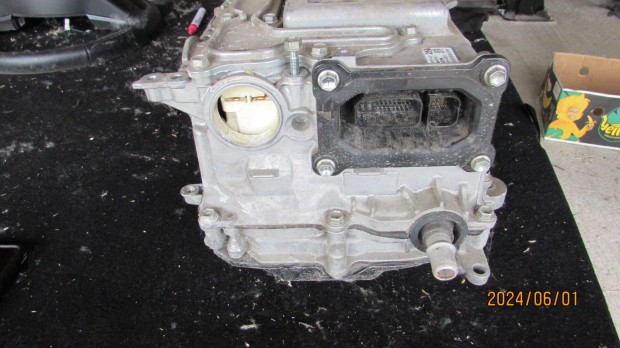 Toyota Yaris 3 2017 1.5B hybrid inverter g9200-52031