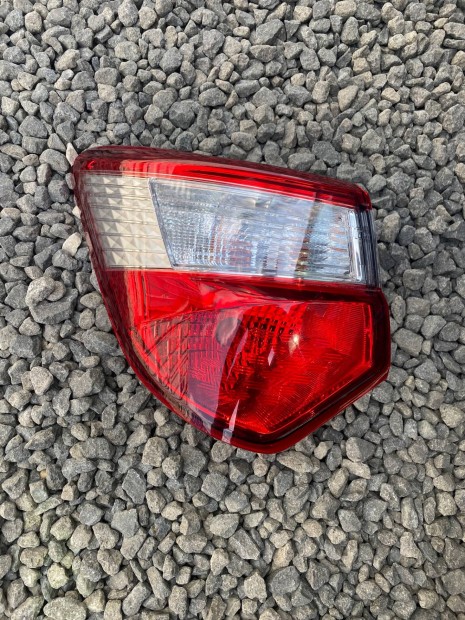 Toyota Yaris 3 bal hátsó lámpa