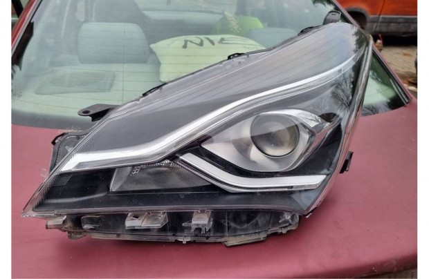 Toyota Yaris 3 facelift bal led projektor f�nysz�r� l�mpa 2017-