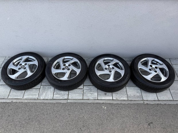 Toyota Yaris 4x100 R15 gyári alufelni - felni - kerék