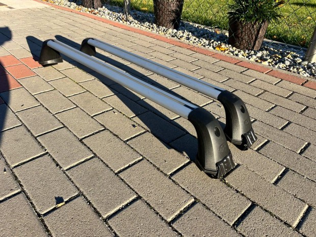 Toyota Yaris 5 ajts gyri tetcsomagtart