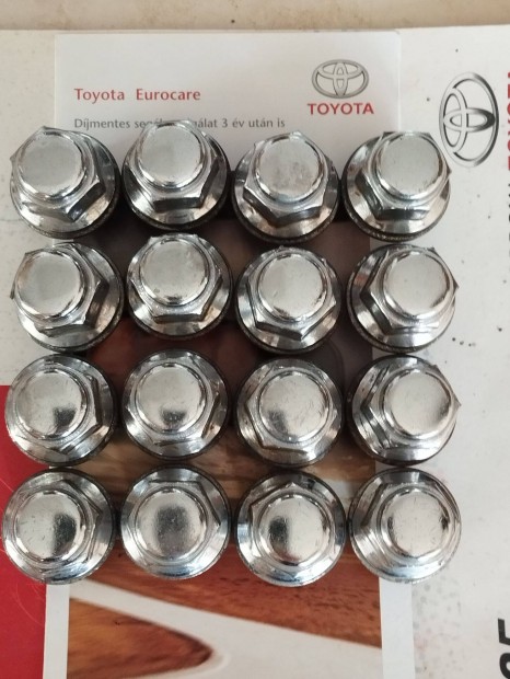 Toyota Yaris Alufelni Kerék Csavaranya Szett - 16 db.-os