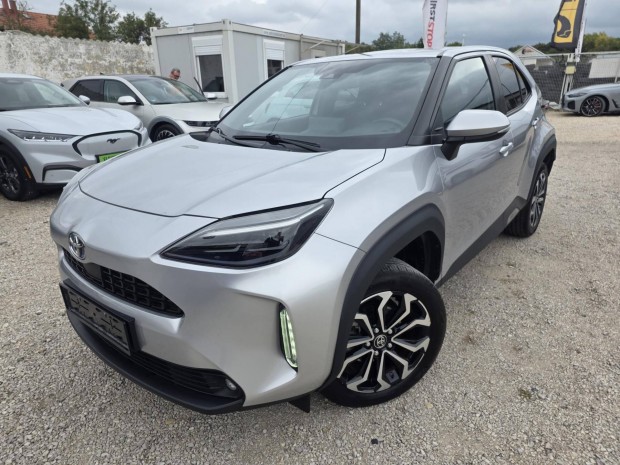 Toyota Yaris Cross 1.5 Hybrid Comfort e-CVT LED...